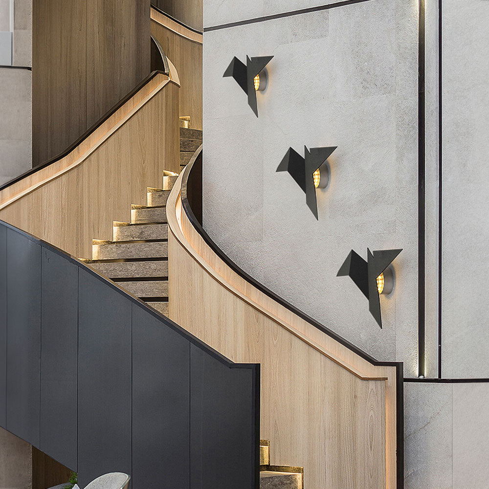 Artistic Bird-Inspired Steel Wall Lamp – Modern Decorative Sconce in Black, White, or Gold
