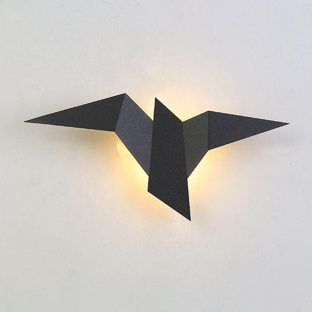 Artistic Bird-Inspired Steel Wall Lamp – Modern Decorative Sconce in Black, White, or Gold