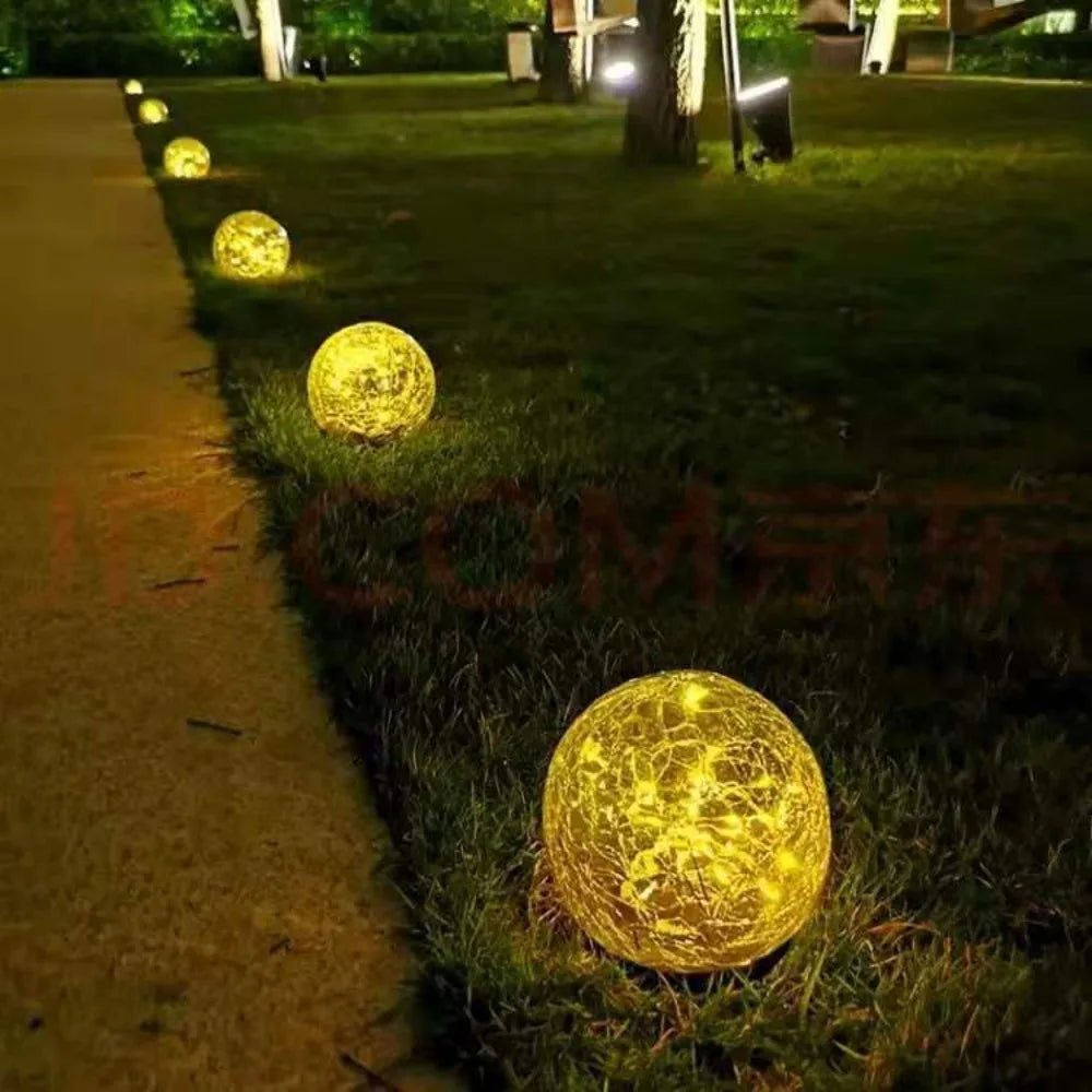 Elegant Solar Garden Lamp with Crystal Design – Weather-Resistant Outdoor Lighting
