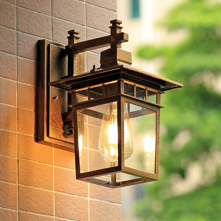 Elegant Waterproof Outdoor Wall Lamp with Adjustable Head – Durable Metal Design