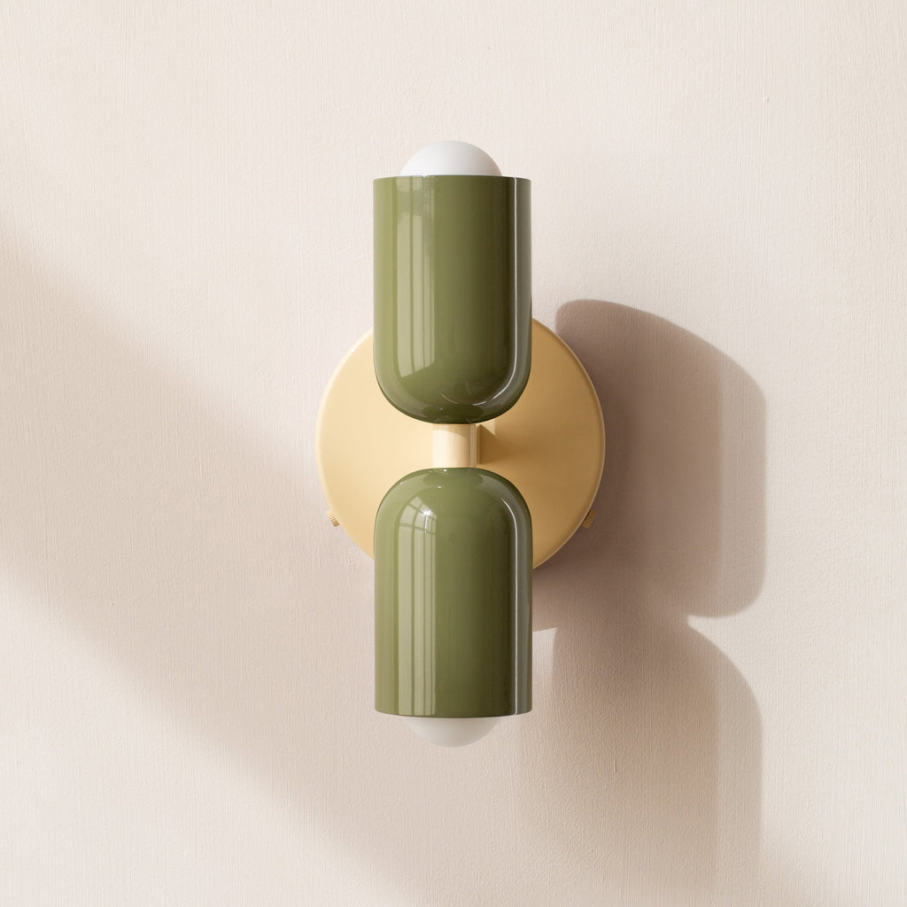 Modern Adjustable LED Wall Lamp with Dual Heads for Customizable Illumination
