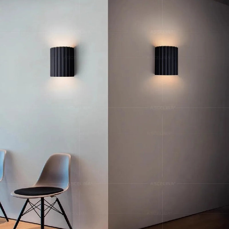Modern Resin Wall Lamp with LED Lighting – Minimalist Design for Elegant Interiors