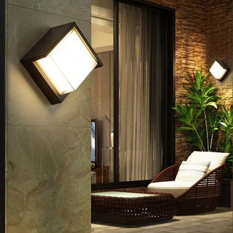 Motion Sensor Outdoor Wall Lamp with Waterproof Design and Energy Efficient LED Lighting