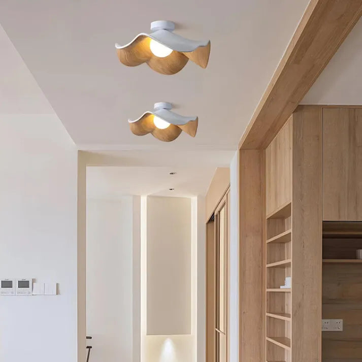 Nordic Wooden Lotus Ceiling Light – Modern Resin and Iron Lamp for Serene Ambiance