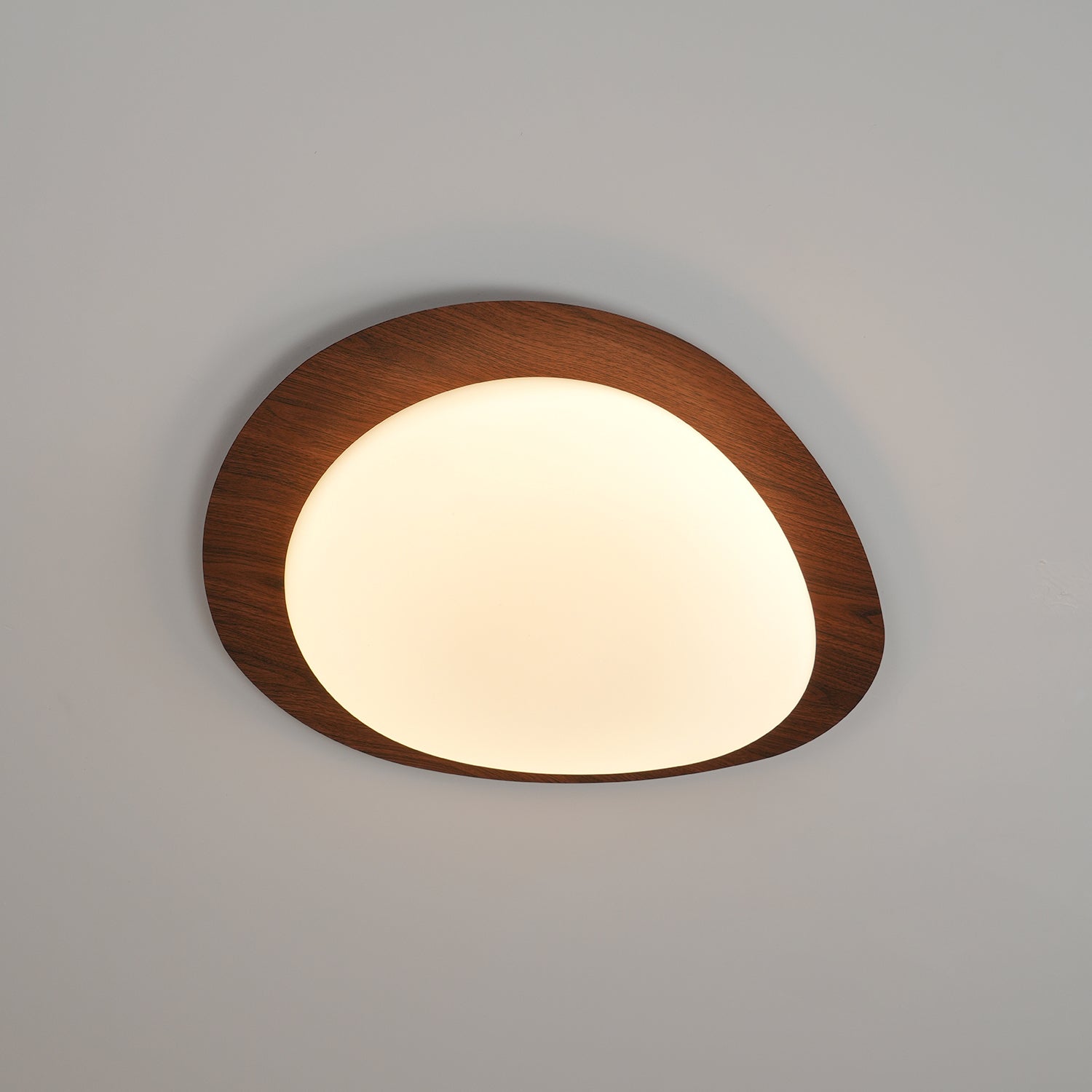 Quizz Pebble Walnut Ceiling Light