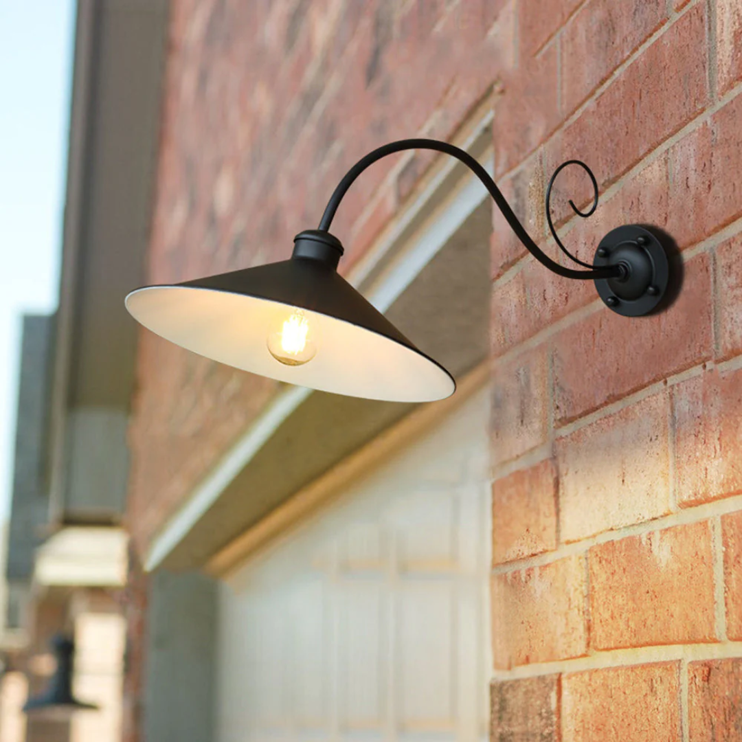 Vintage Black Outdoor Wall Lantern Light – Weatherproof LED Exterior Wall Light for Garden and Patio