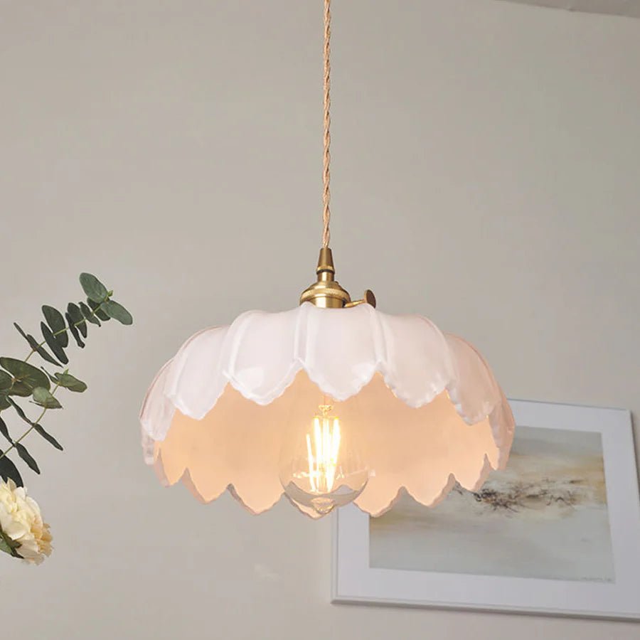 Vintage Floral Scalloped Glass Pendant Lamp – Victorian Style Kitchen Pendant Lighting with Adjustable Cable
