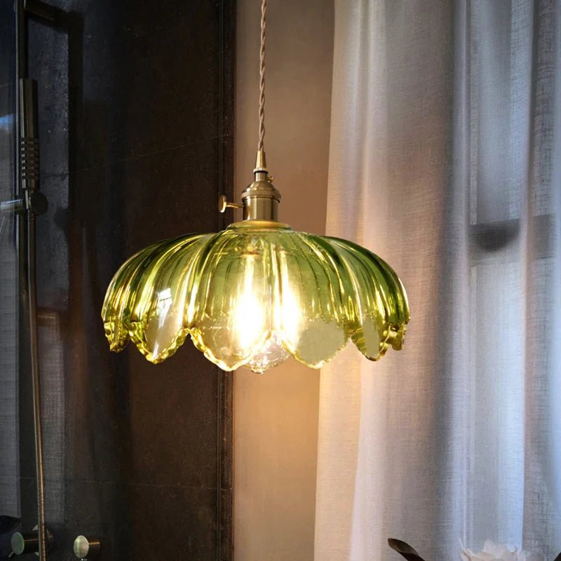 Vintage Floral Scalloped Glass Pendant Lamp – Victorian Style Kitchen Pendant Lighting with Adjustable Cable