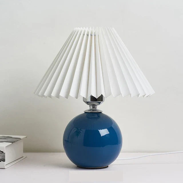 Vintage Pleated Table Lamp with Elegant Base – Soft Warm Lighting for Home Decor