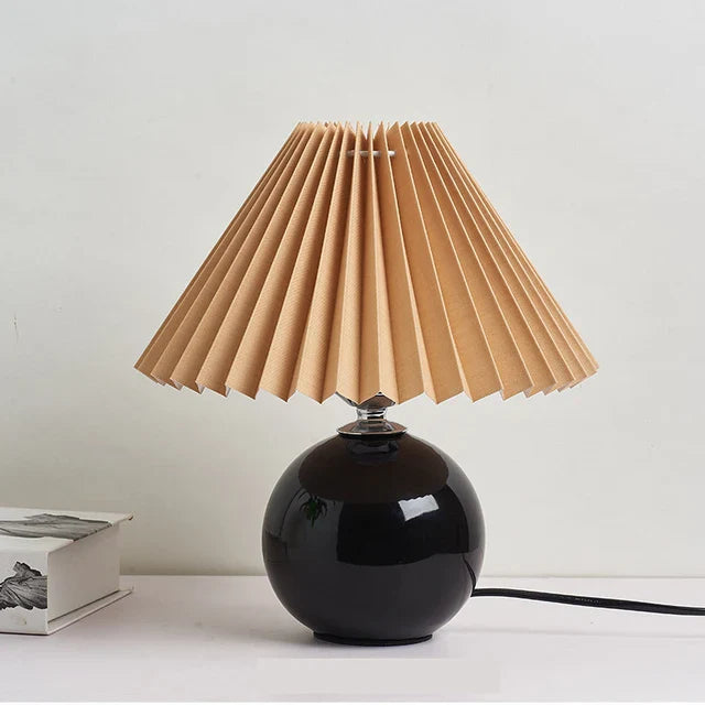Vintage Pleated Table Lamp with Elegant Base – Soft Warm Lighting for Home Decor